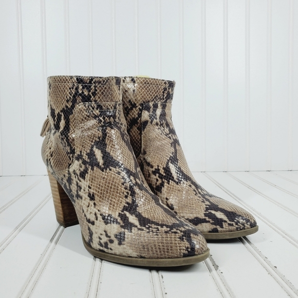 Anne Klein Beige Snakeskin Niccie Almond Toe Block Heel Booties H626 - Picture 4 of 11